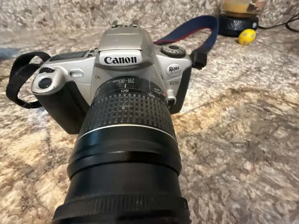 Canon EOS Rebel 2000 35mm SLR Film Camera with 28-80mm Lens